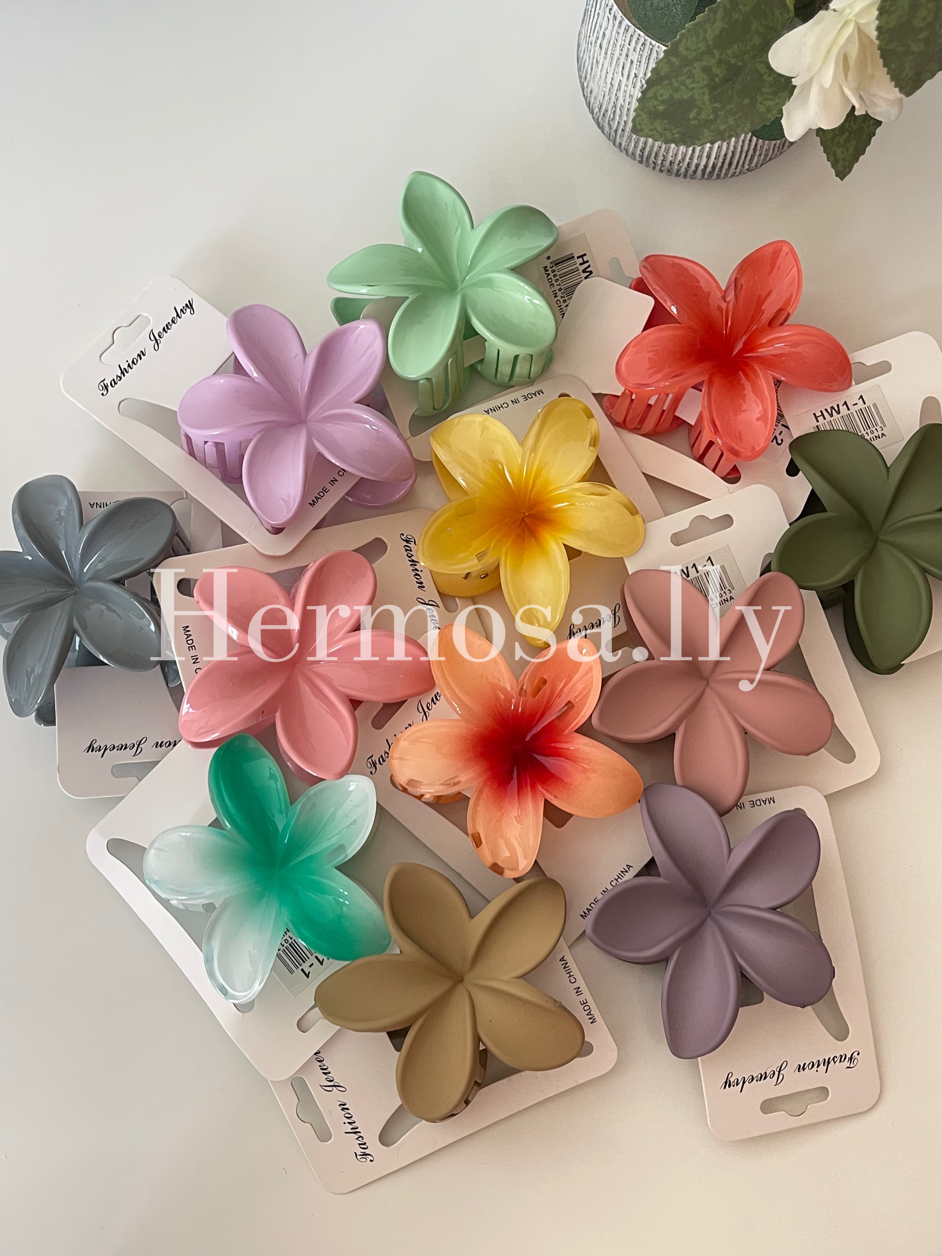 أحمر شفاه مخملي