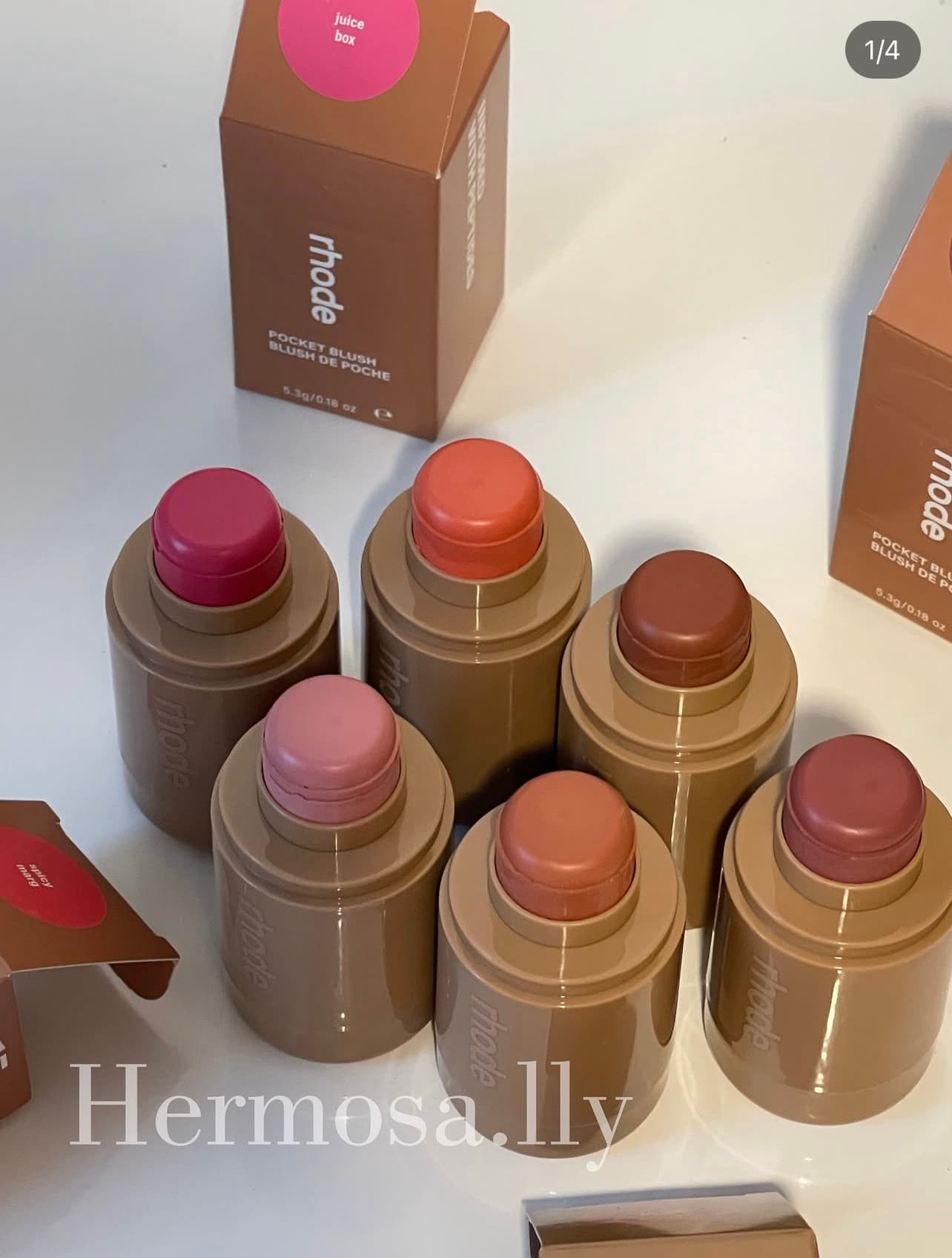 روبي وو ليبستيك